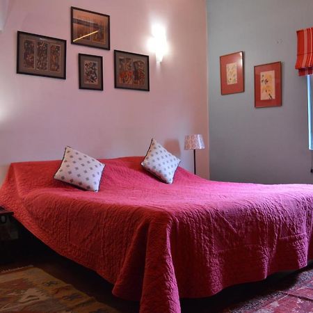 G 49 Bed & Breakfast Νέο Δελχί Εξωτερικό φωτογραφία