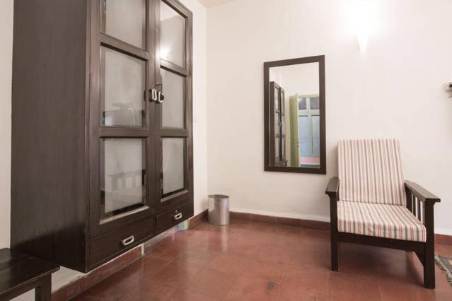 G 49 Bed & Breakfast Νέο Δελχί Εξωτερικό φωτογραφία